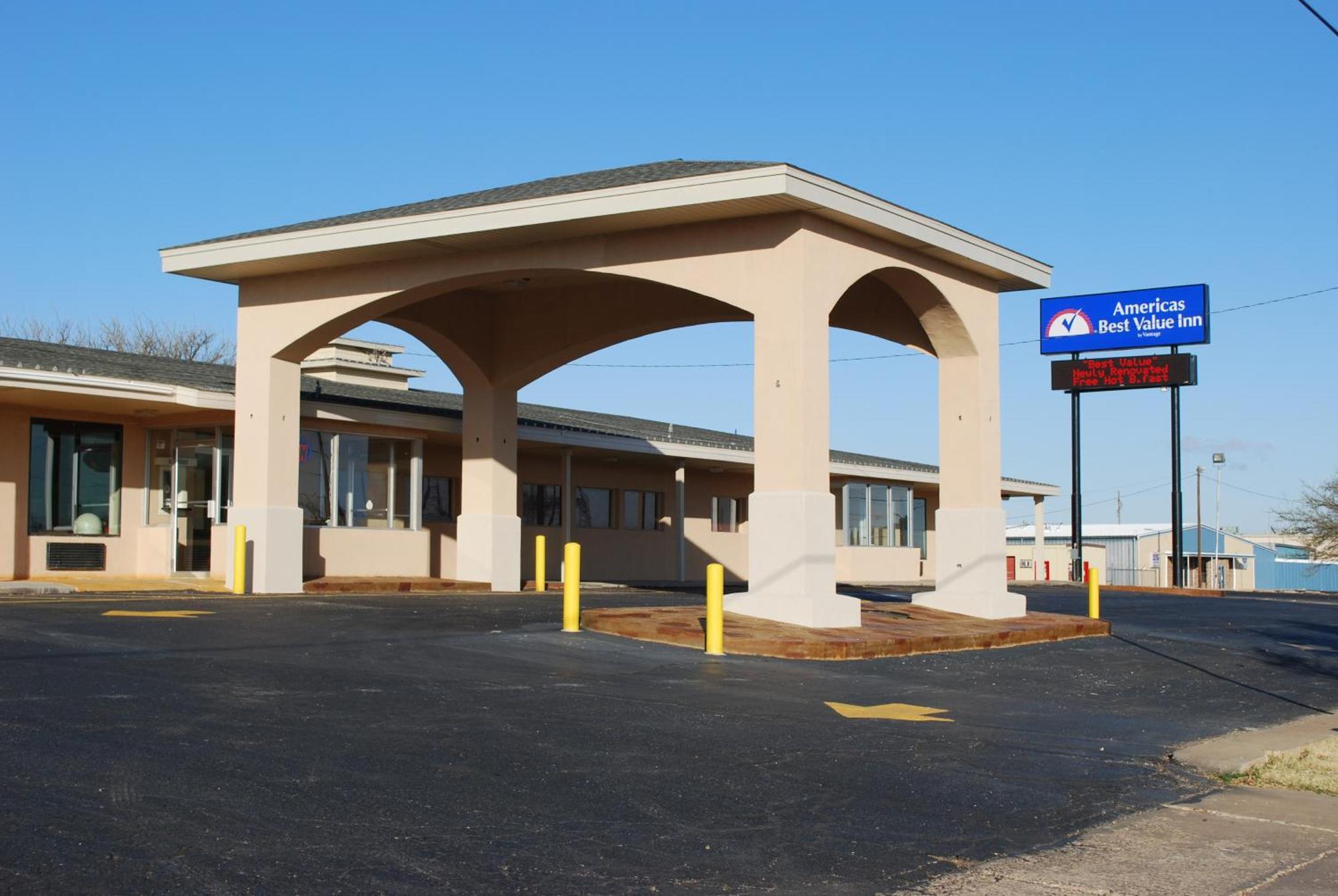 Americas Best Value Inn Lubbock East Екстериор снимка