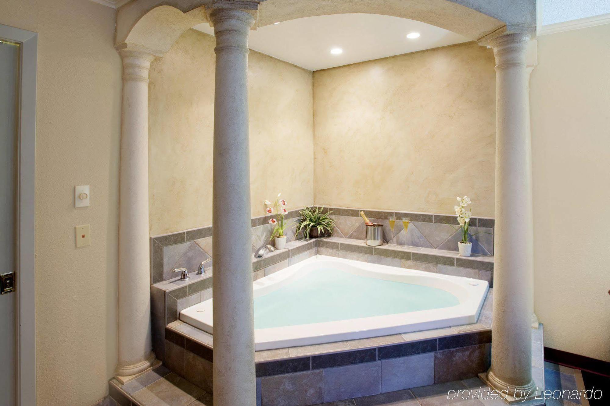 Americas Best Value Inn Lubbock East Съоръжения снимка
