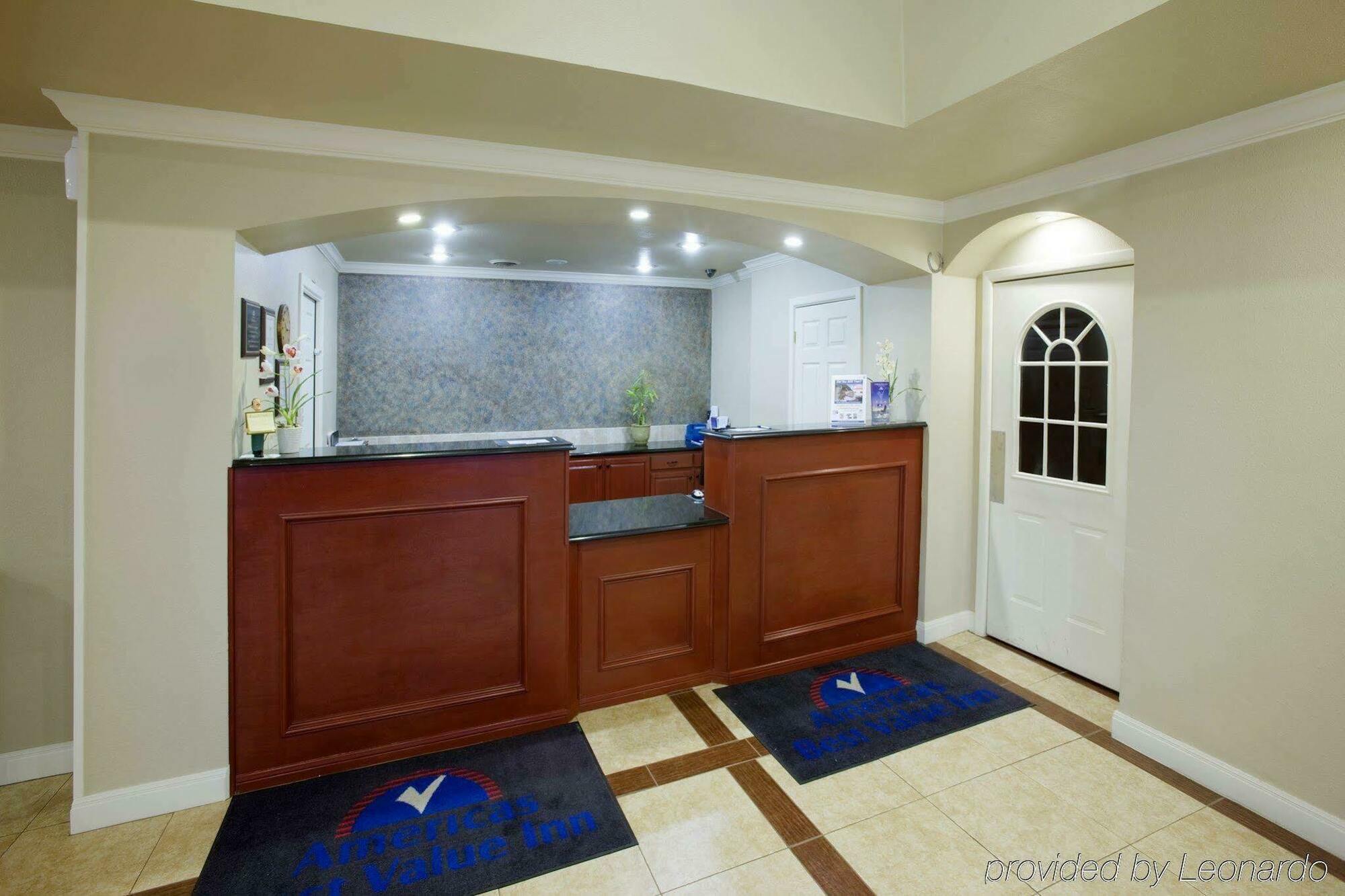 Americas Best Value Inn Lubbock East Екстериор снимка